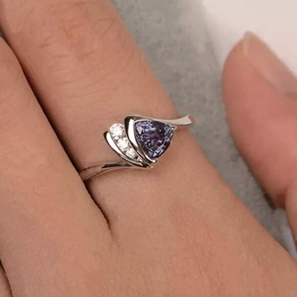 NEW 14k White Gold Blue Sapphire Diamond Ring Trillion Cut - Picture 4 of 4